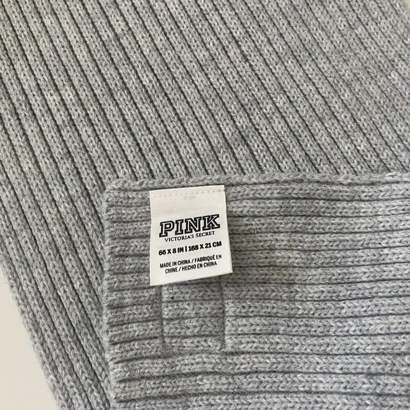 NIP PINK Victoria's Secret Light Gray Ribbed Knit Scarf New In Bag 66x8 Inch - Picture 4 of 4
